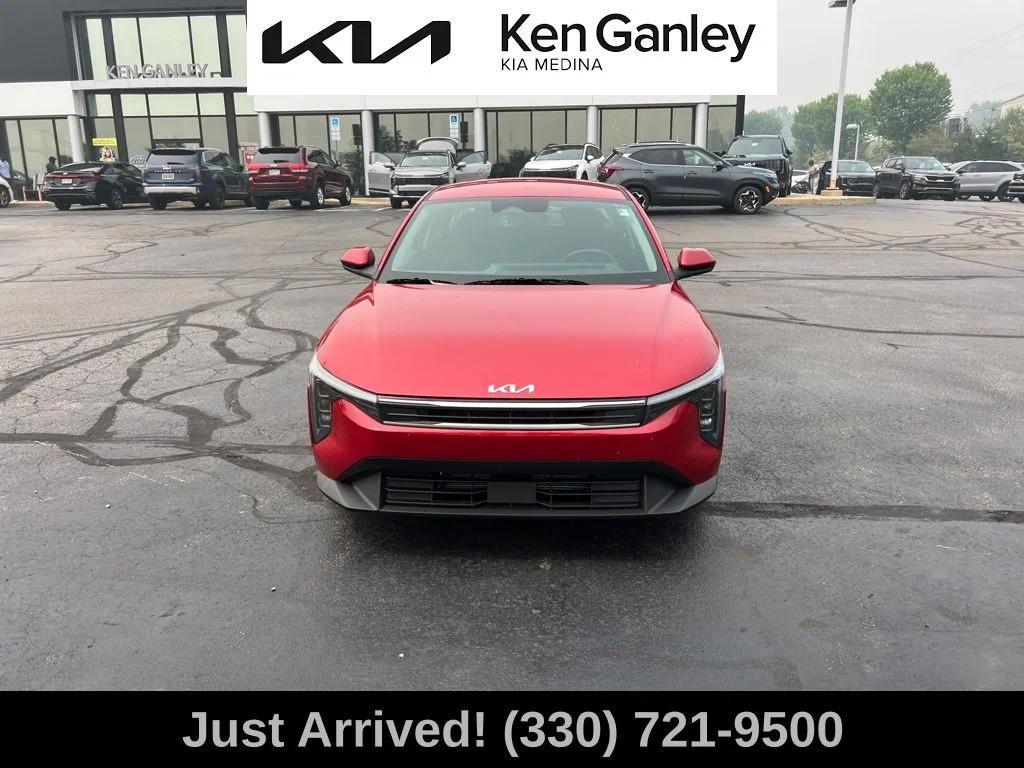 kia k4 2025 3KPFT4DE1SE145850 image kia k4 2025 3KPFT4DE1SE145850 image