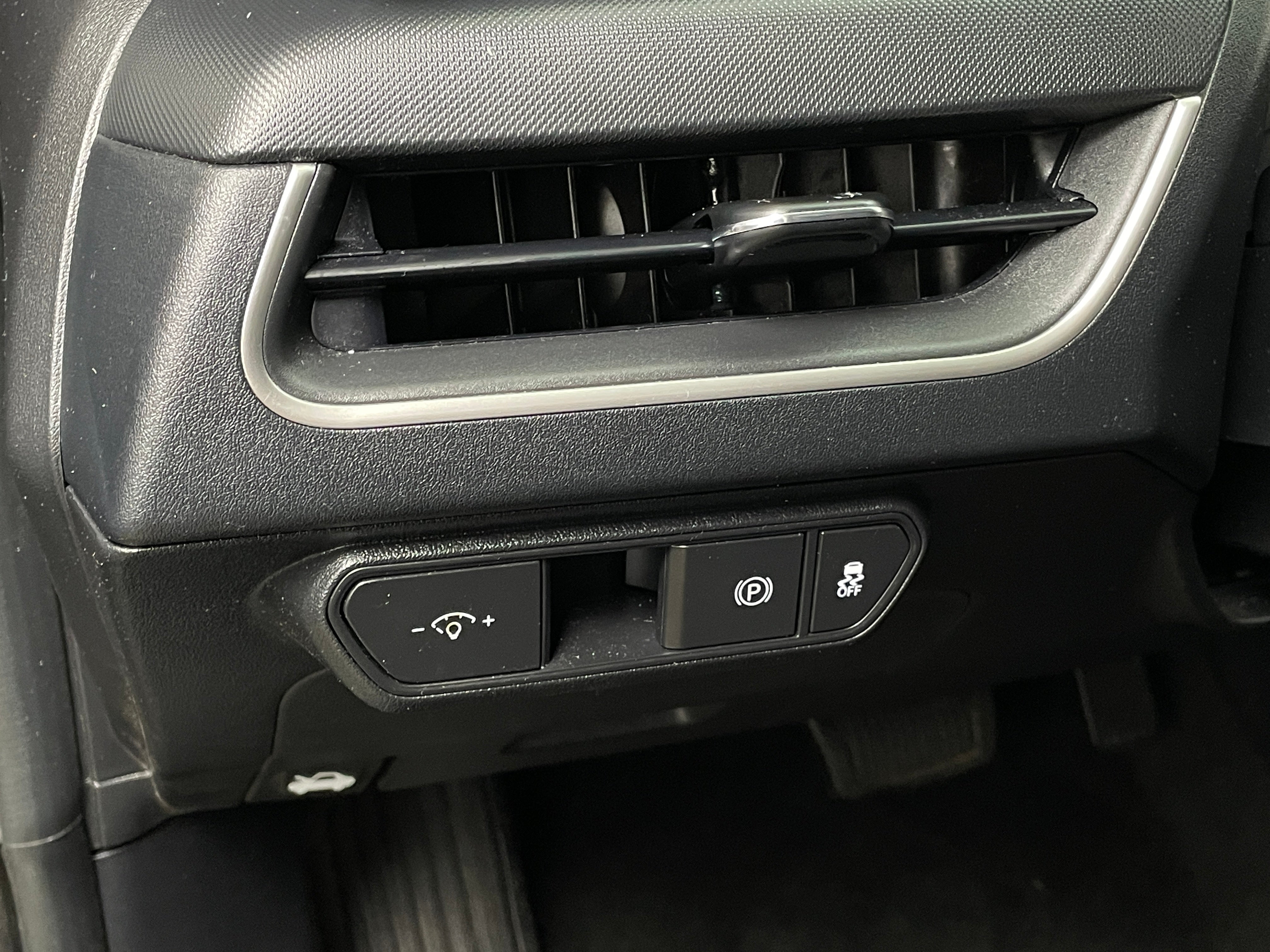 kia k4 2025 3KPFT4DE0SE118350 image kia k4 2025 3KPFT4DE0SE118350 image