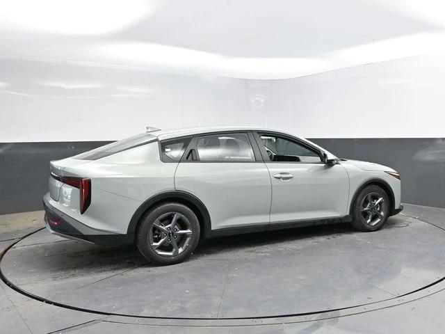 kia k4 2025 3KPFT4DE8SE103594 image