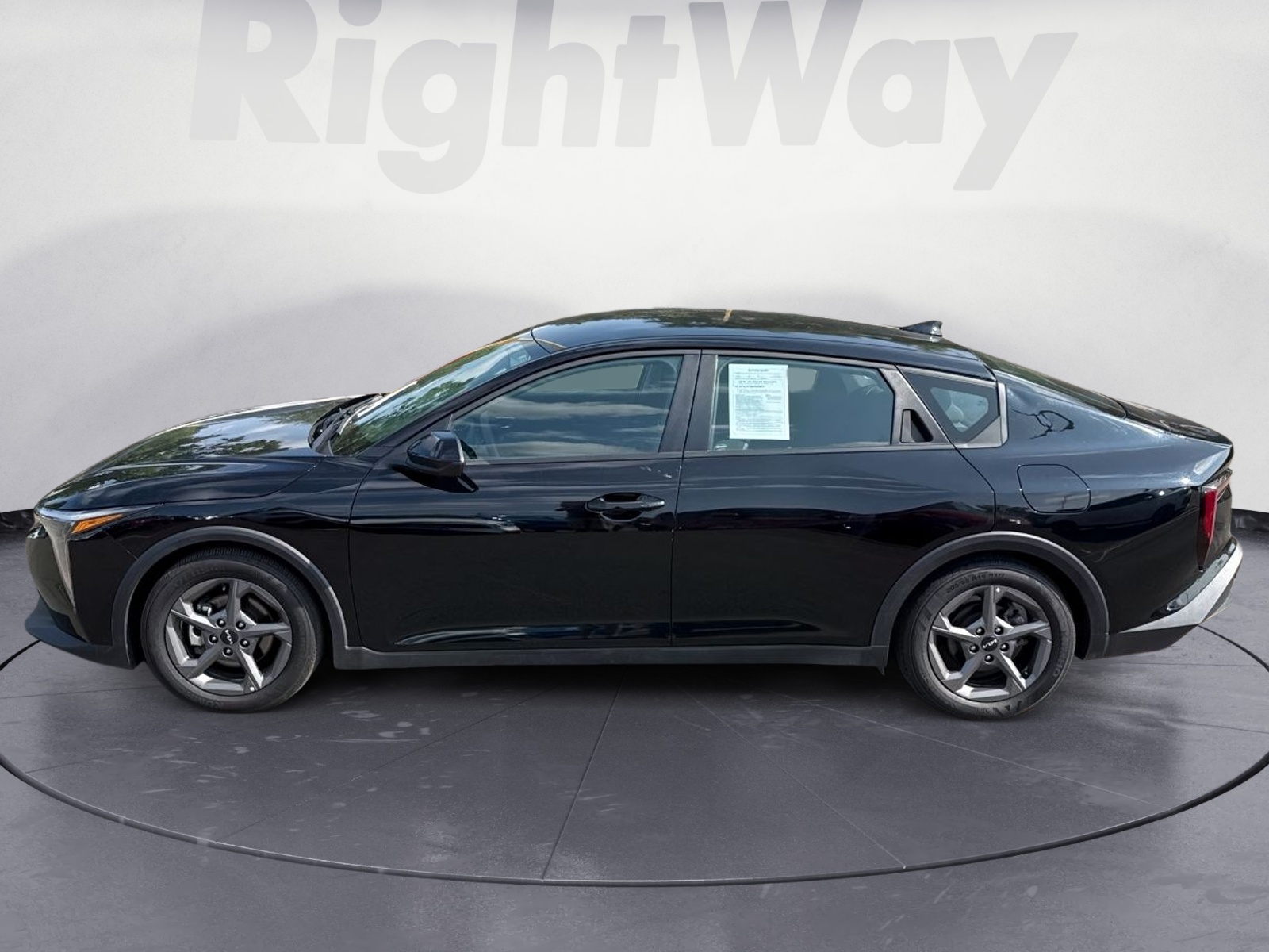 kia k4 2025 3KPFT4DE0SE032326 image kia k4 2025 3KPFT4DE0SE032326 image
