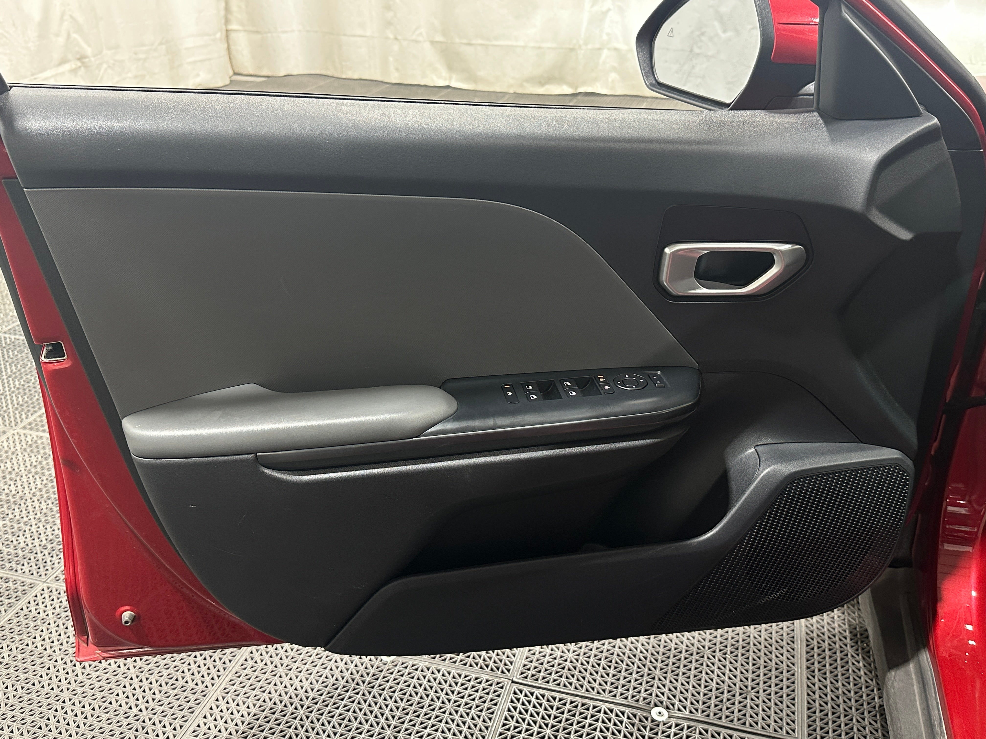 kia k4 2025 3KPFT4DE6SE072183 image kia k4 2025 3KPFT4DE6SE072183 image