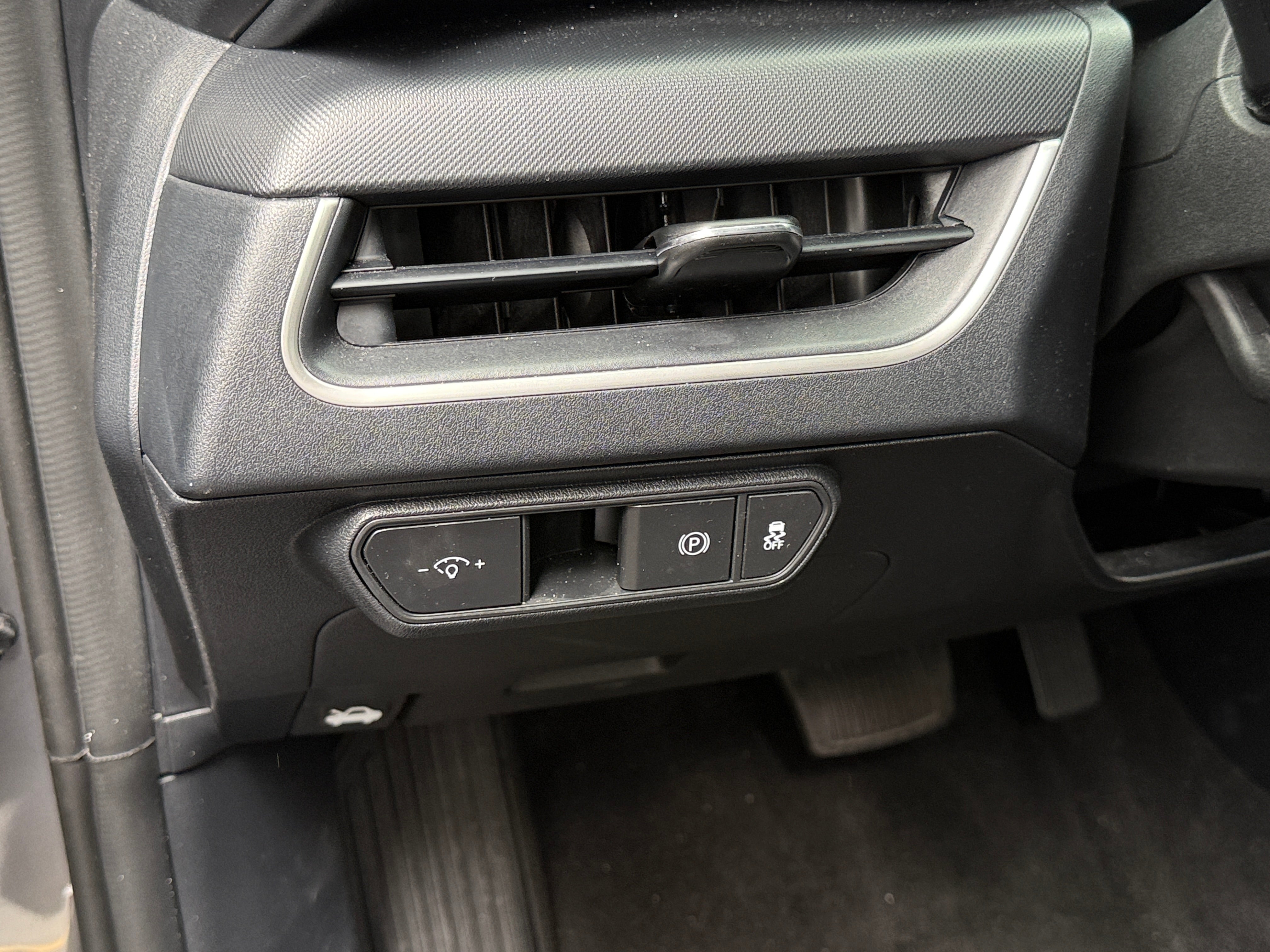 kia k4 2025 3KPFT4DE4SE075518 image kia k4 2025 3KPFT4DE4SE075518 image