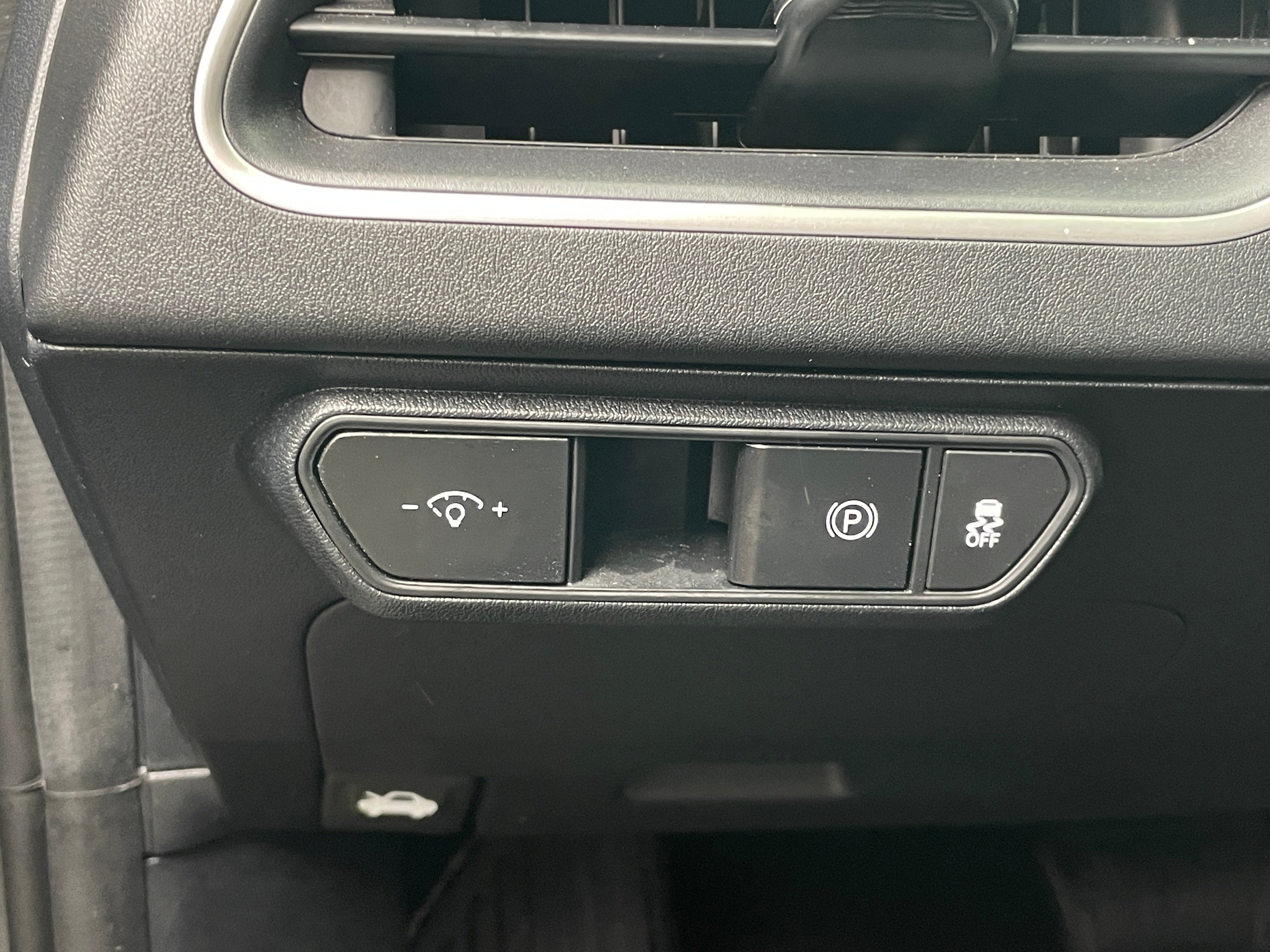 kia k4 2025 3KPFT4DE0SE054682 image kia k4 2025 3KPFT4DE0SE054682 image