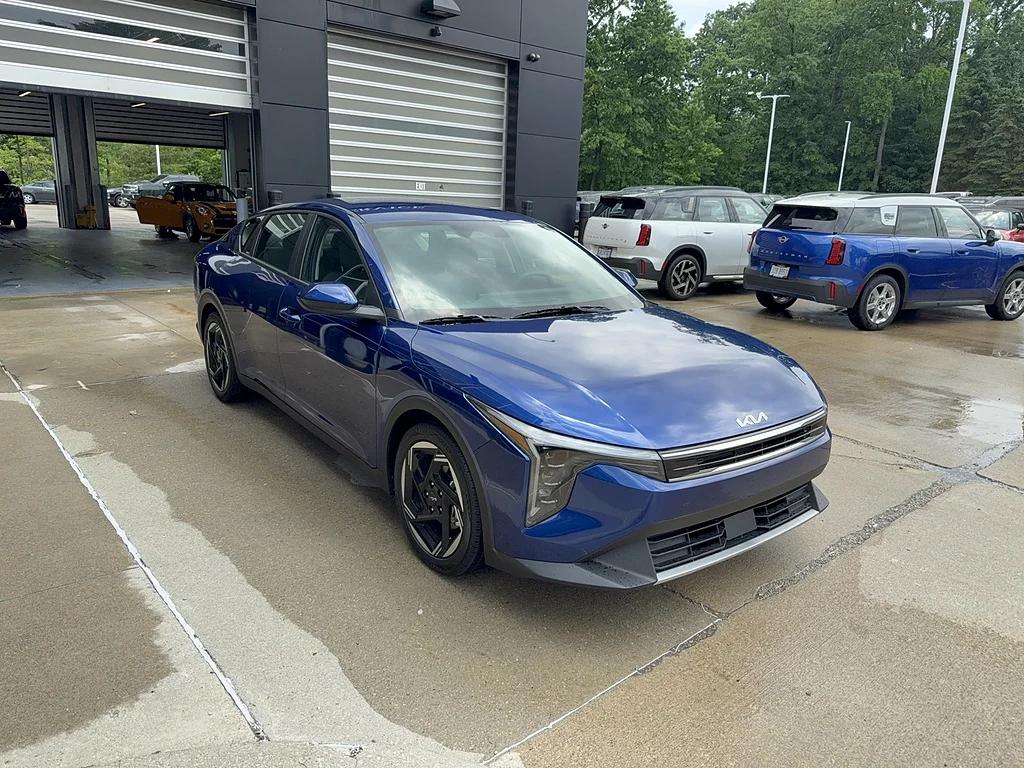 kia k4 2025 3KPFU4DEXSE180304 image kia k4 2025 3KPFU4DEXSE180304 image