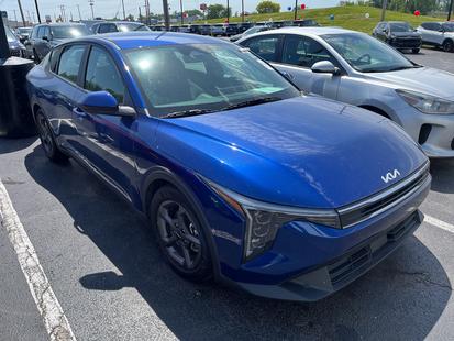kia k4 2025 3KPFT4DE8SE004340 image