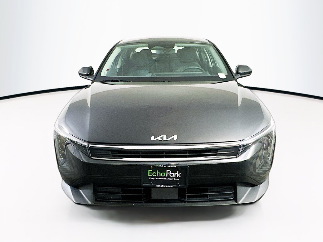 kia k4 2025 3KPFT4DE0SE140610 image kia k4 2025 3KPFT4DE0SE140610 image