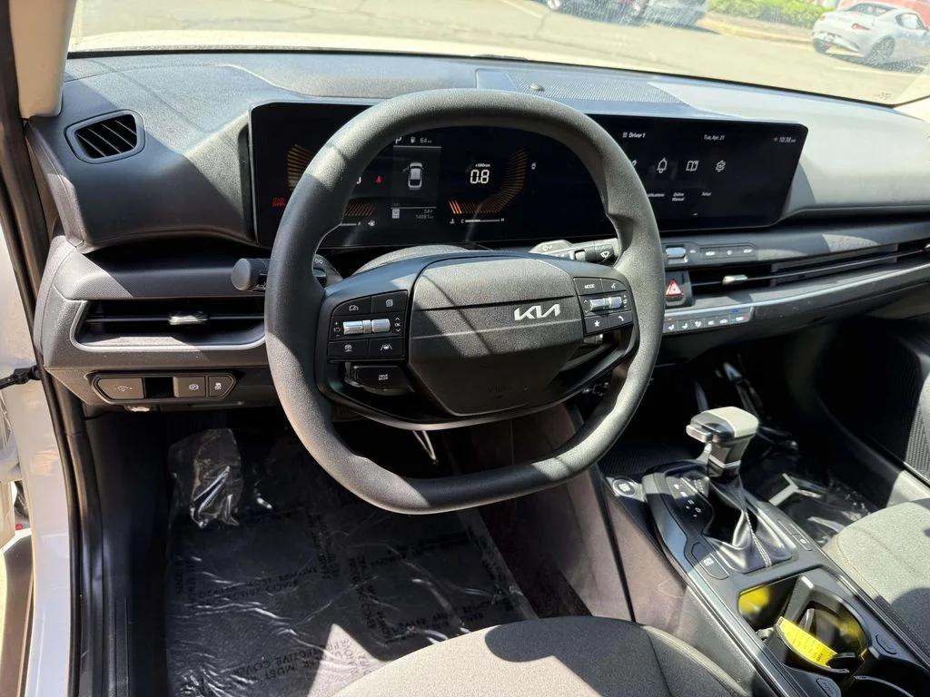 kia k4 2025 3KPFT4DE7SE140331 image kia k4 2025 3KPFT4DE7SE140331 image
