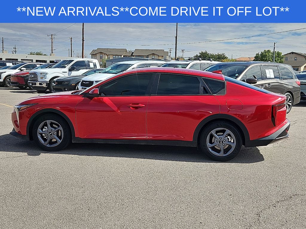 kia k4 2025 3KPFT4DE0SE096852 image kia k4 2025 3KPFT4DE0SE096852 image