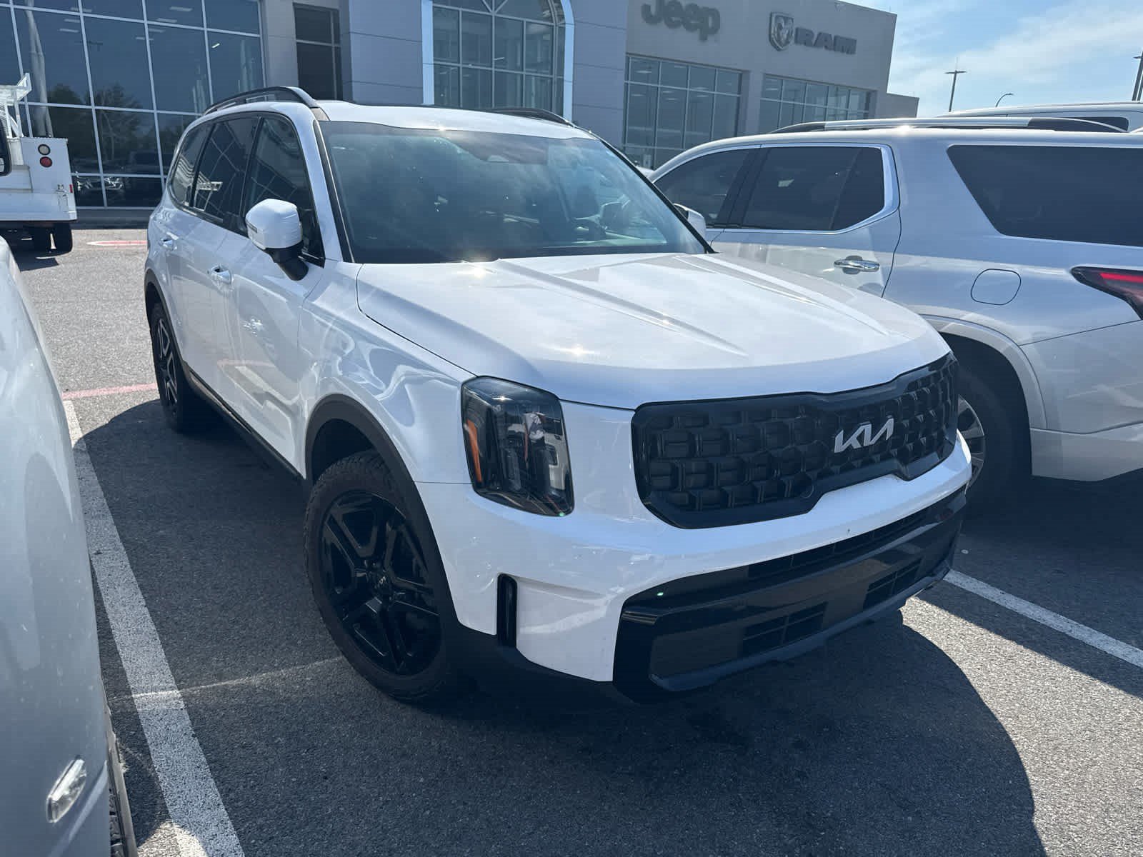 kia telluride 2024 5XYP3DGC6RG549853 image kia telluride 2024 5XYP3DGC6RG549853 image