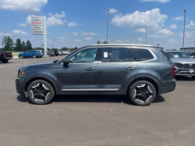 kia telluride 2024 5XYP6DGC3RG560588 image kia telluride 2024 5XYP6DGC3RG560588 image