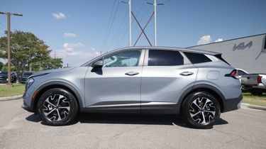 kia sportage 2023 5XYK33AF8PG102204 image kia sportage 2023 5XYK33AF8PG102204 image