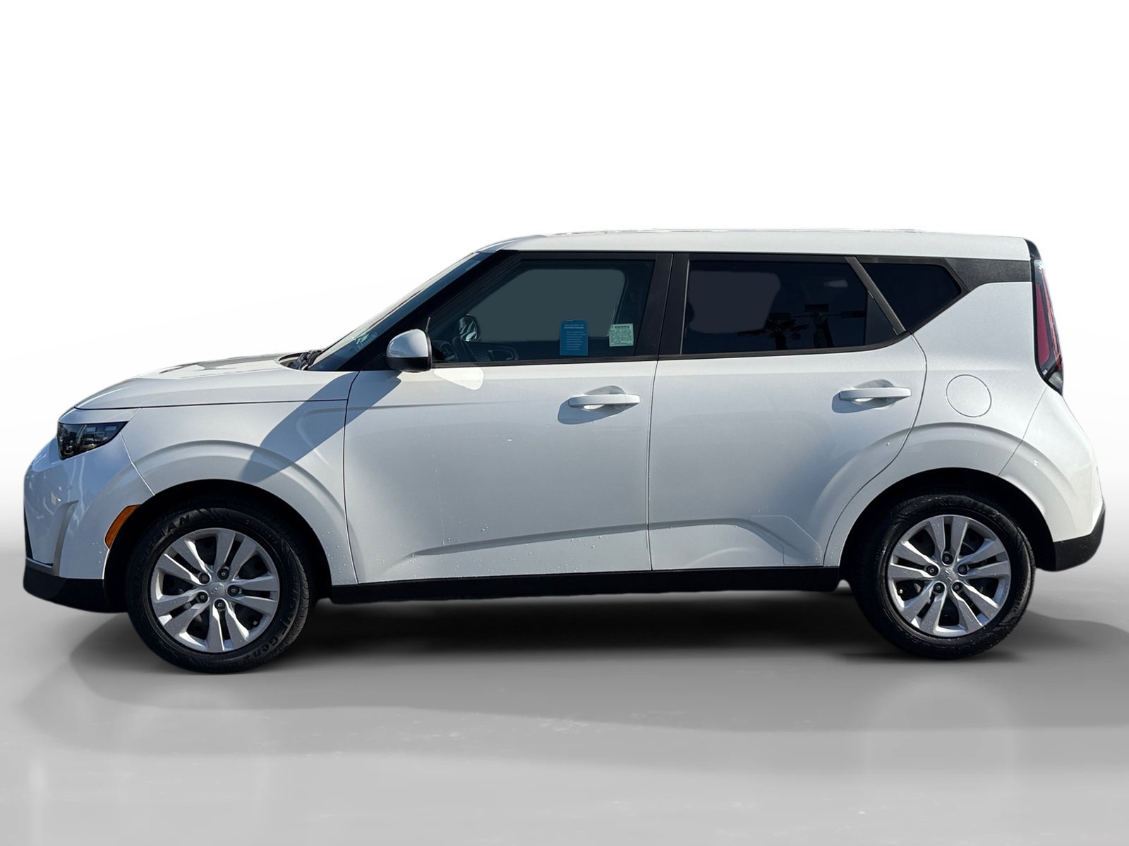 kia soul 2023 KNDJ23AU7P7844667 image kia soul 2023 KNDJ23AU7P7844667 image
