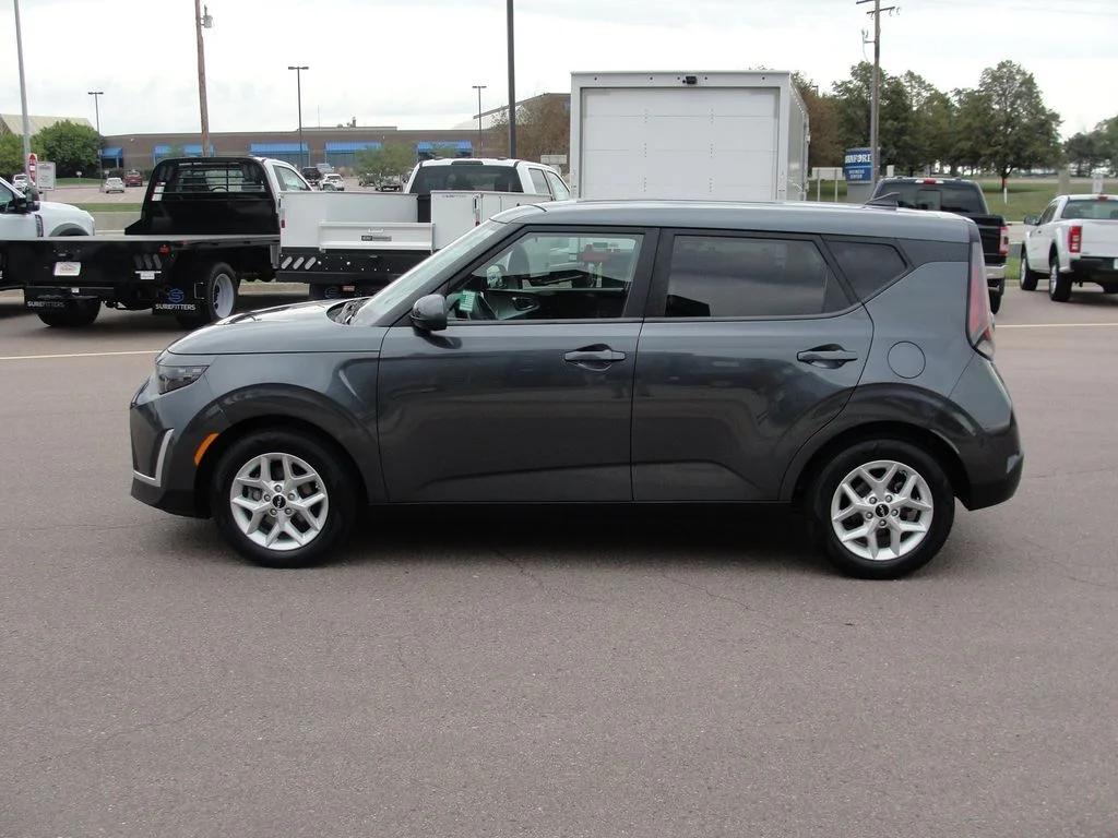 kia soul 2023 KNDJ23AU7P7883338 image kia soul 2023 KNDJ23AU7P7883338 image
