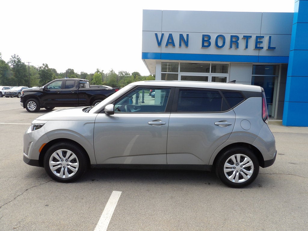 kia soul 2023 KNDJ23AUXP7843724 image kia soul 2023 KNDJ23AUXP7843724 image