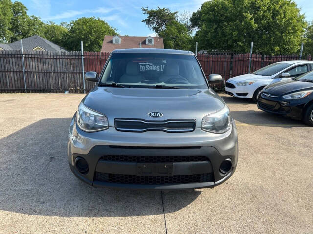 kia soul 2018 KNDJN2A22J7549452 image kia soul 2018 KNDJN2A22J7549452 image