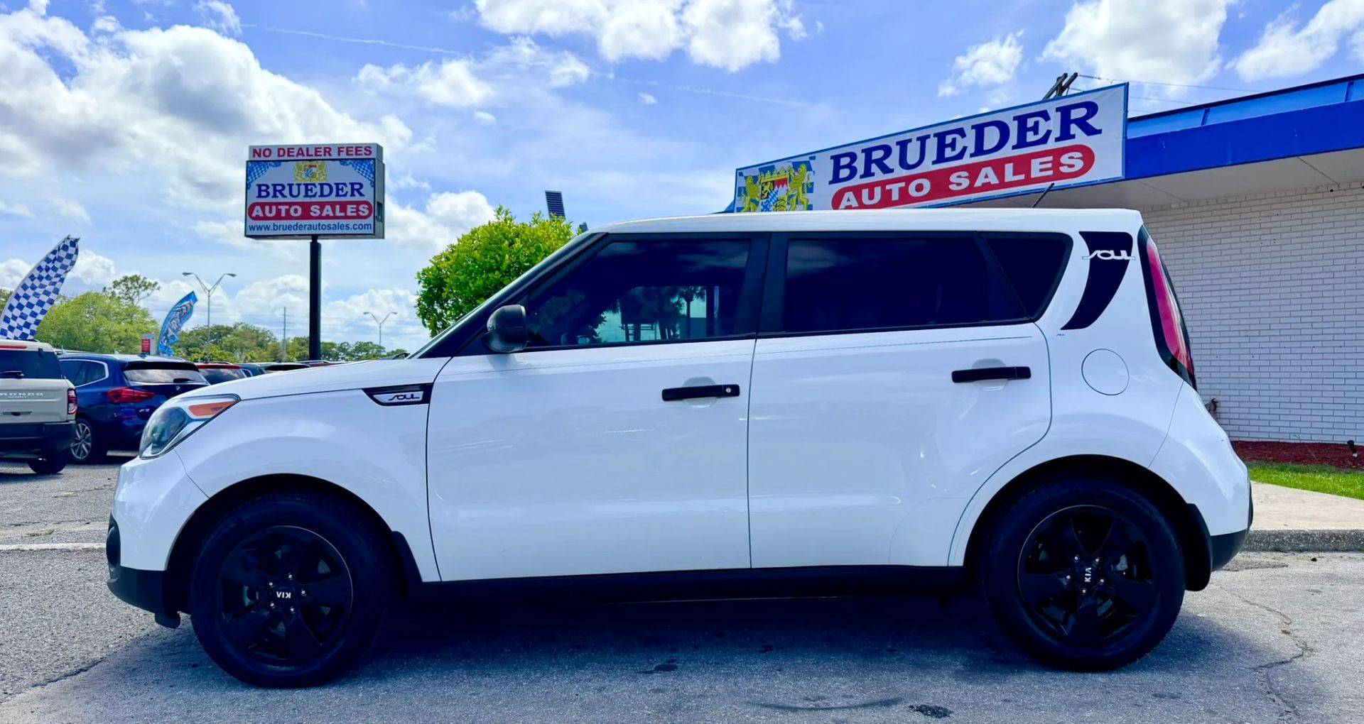 kia soul 2018 KNDJN2A29J7907713 image kia soul 2018 KNDJN2A29J7907713 image