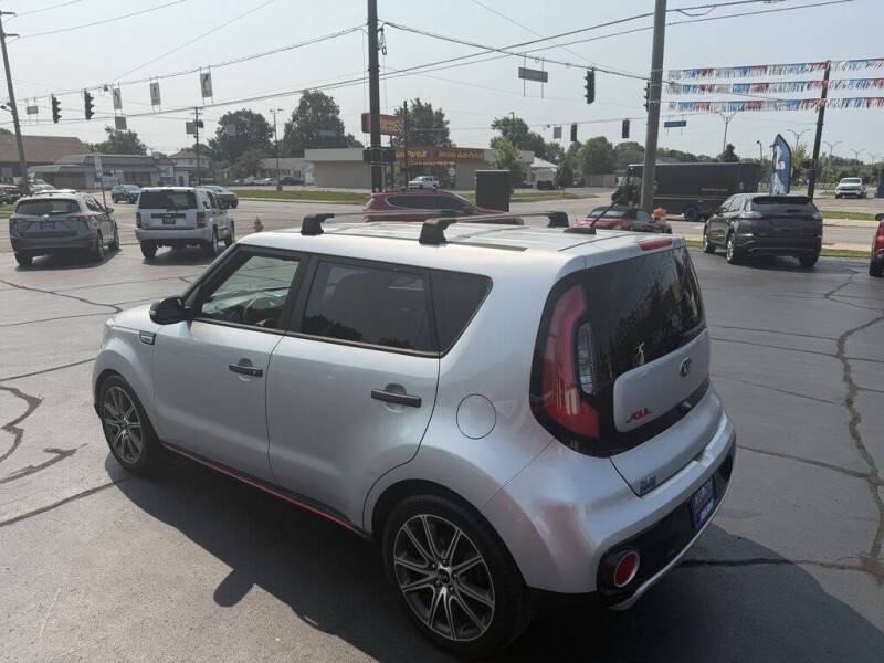 kia soul 2018 KNDJX3AA1J7614850 image kia soul 2018 KNDJX3AA1J7614850 image