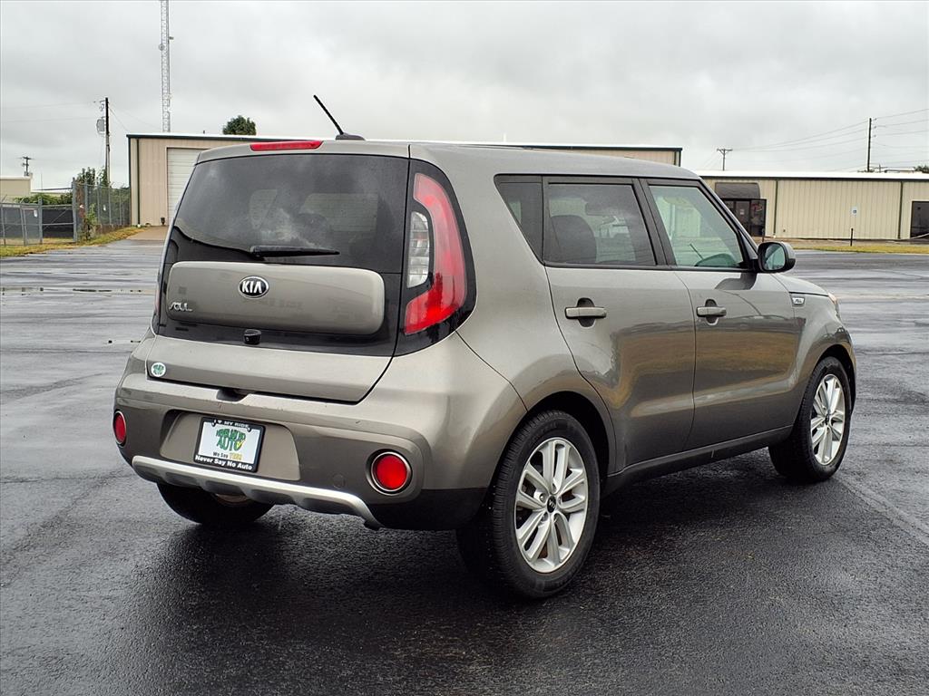 kia soul 2018 KNDJP3A55J7523146 image kia soul 2018 KNDJP3A55J7523146 image