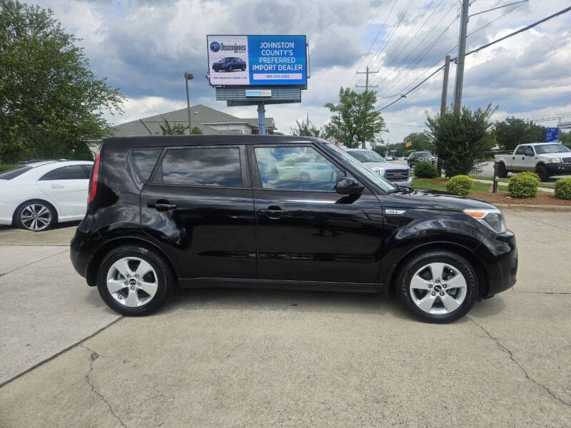 kia soul 2018 KNDJN2A29J7890301 image kia soul 2018 KNDJN2A29J7890301 image