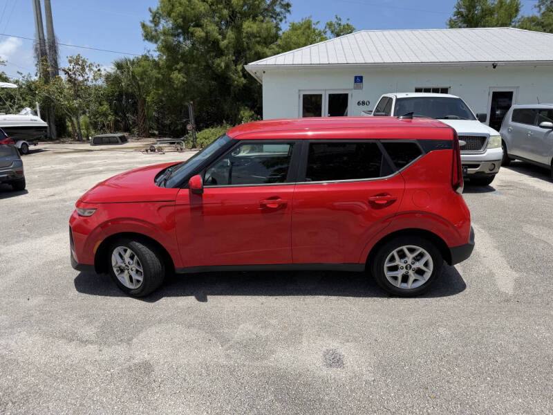 kia soul 2021 KNDJ23AU3M7760695 image kia soul 2021 KNDJ23AU3M7760695 image
