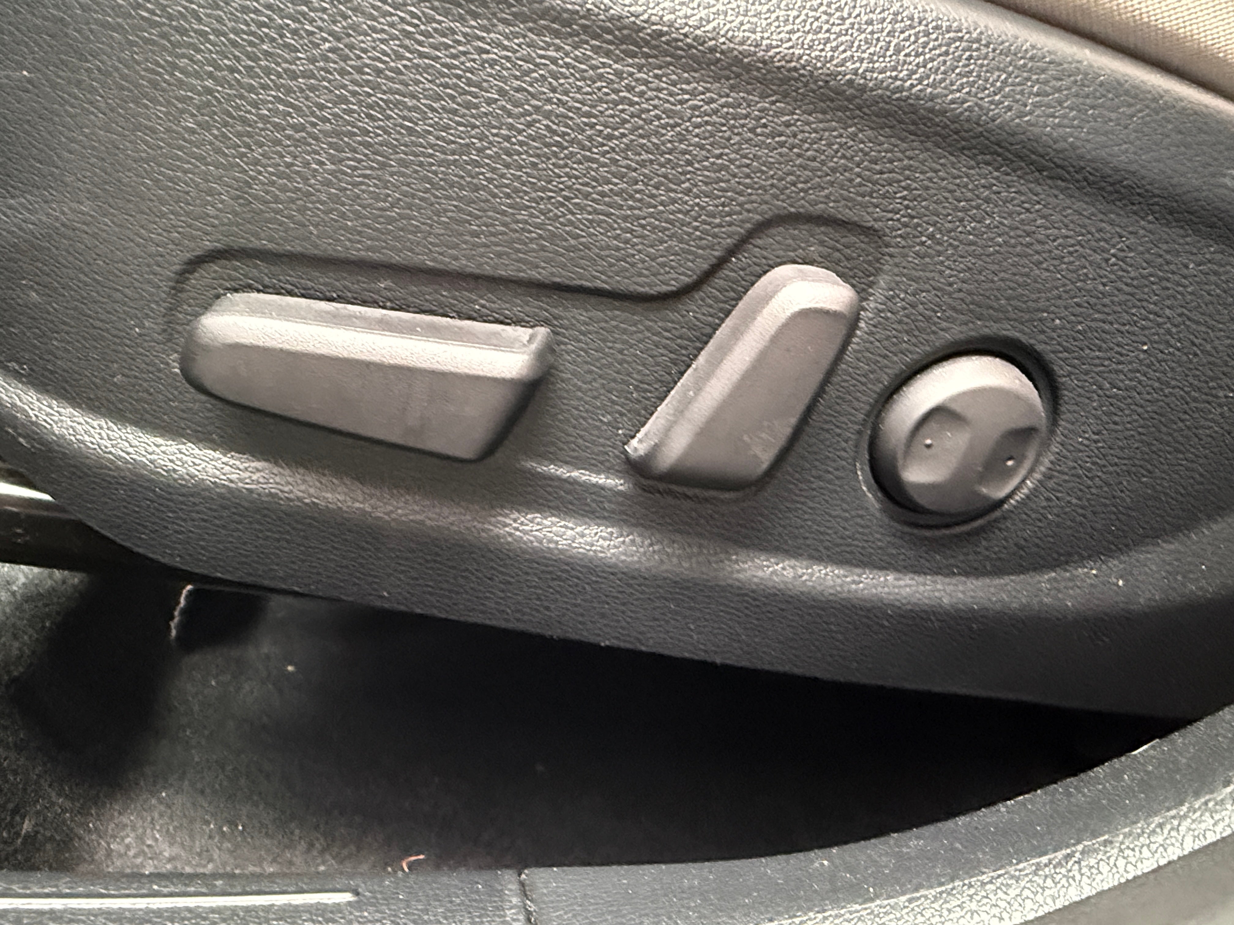 kia soul 2024 KNDJ33AU5R7920368 image kia soul 2024 KNDJ33AU5R7920368 image