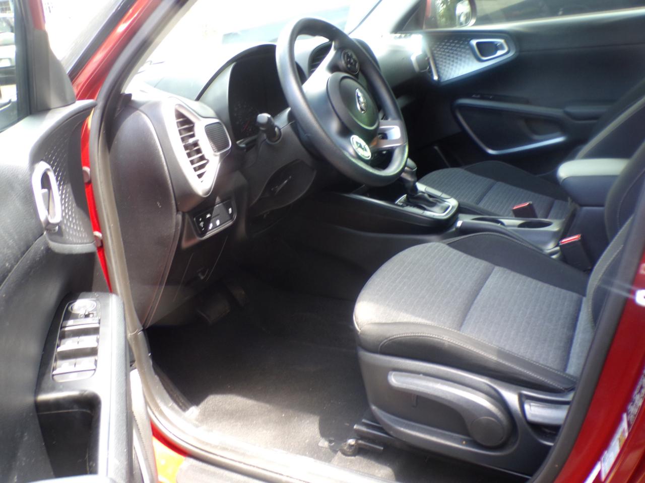 kia soul 2020 KNDJ23AU0L7049373 image kia soul 2020 KNDJ23AU0L7049373 image