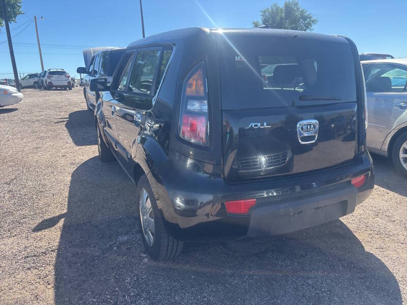 kia soul 2010 KNDJT2A19A7190744 image kia soul 2010 KNDJT2A19A7190744 image
