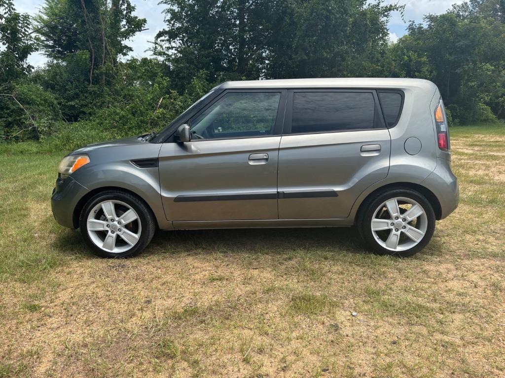 kia soul 2010 KNDJT2A22A7094706 image kia soul 2010 KNDJT2A22A7094706 image