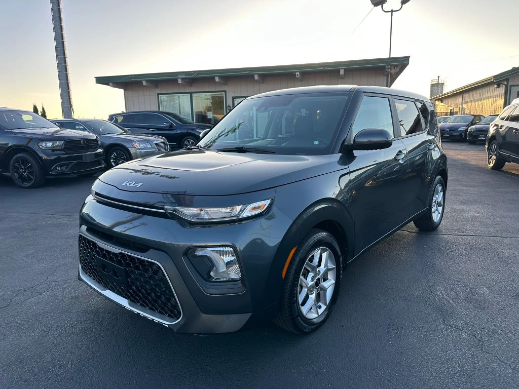 kia soul 2022 KNDJ23AU1N7832639 image kia soul 2022 KNDJ23AU1N7832639 image