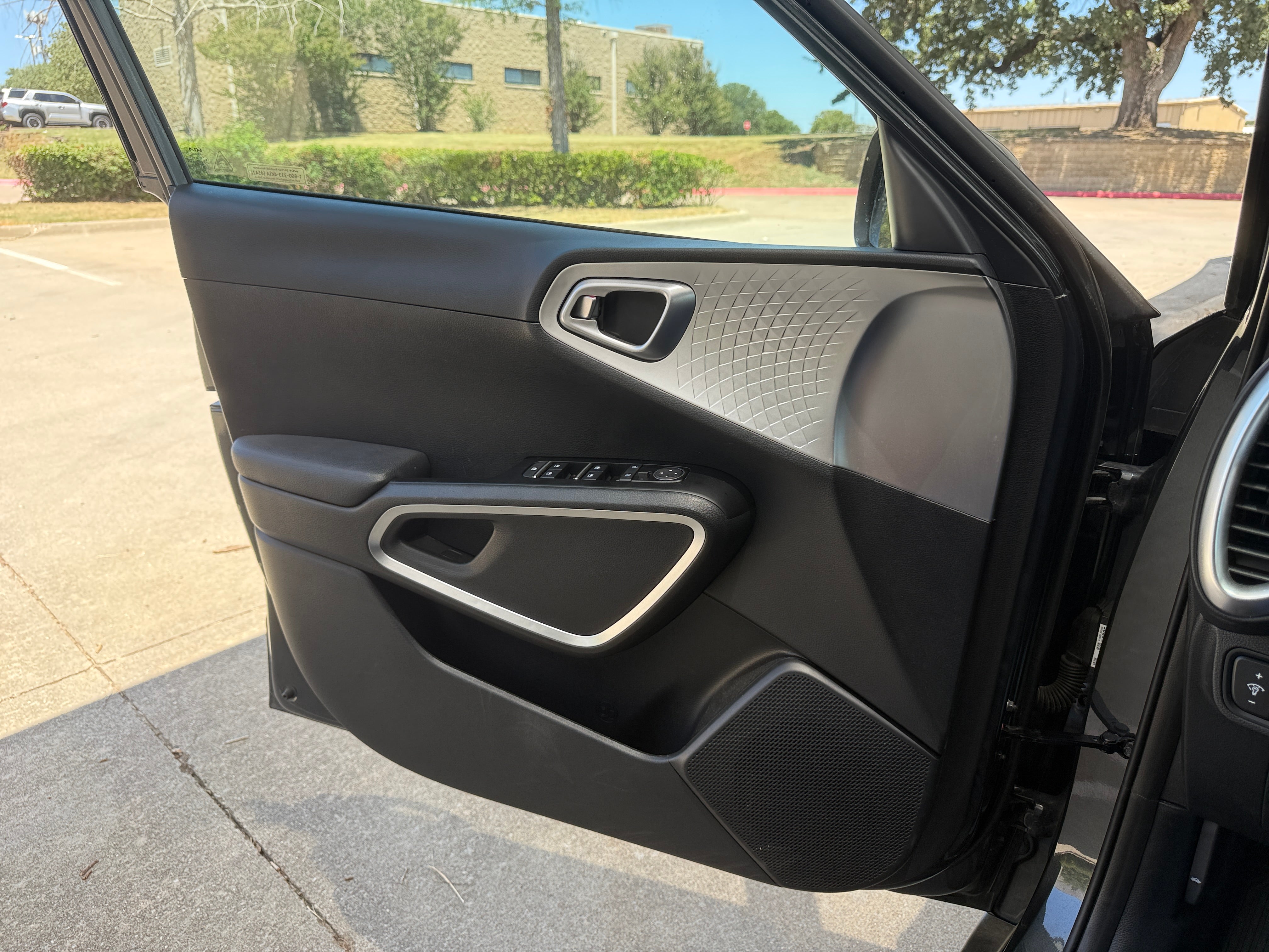 kia soul 2025 KNDJ23AU4S7260266 image kia soul 2025 KNDJ23AU4S7260266 image