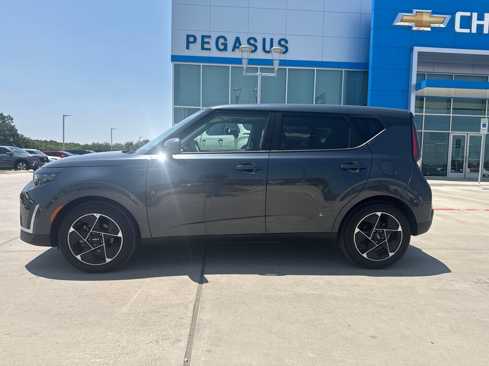 kia soul 2025 KNDJ33AU6S7267717 image kia soul 2025 KNDJ33AU6S7267717 image