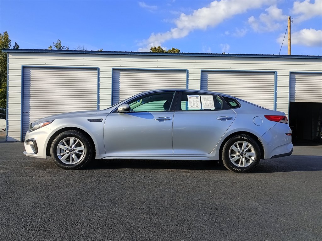 kia optima 2019 5XXGT4L33KG284583 image kia optima 2019 5XXGT4L33KG284583 image