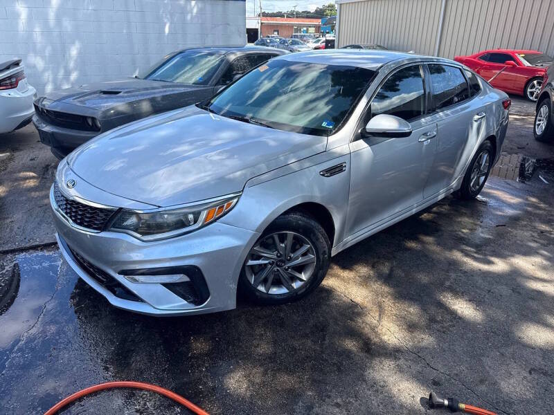 kia optima 2019 5XXGT4L30KG375701 image kia optima 2019 5XXGT4L30KG375701 image