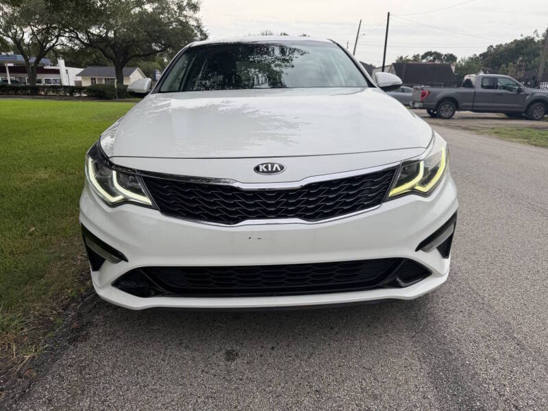 kia optima 2019 5XXGT4L30KG302795 image kia optima 2019 5XXGT4L30KG302795 image