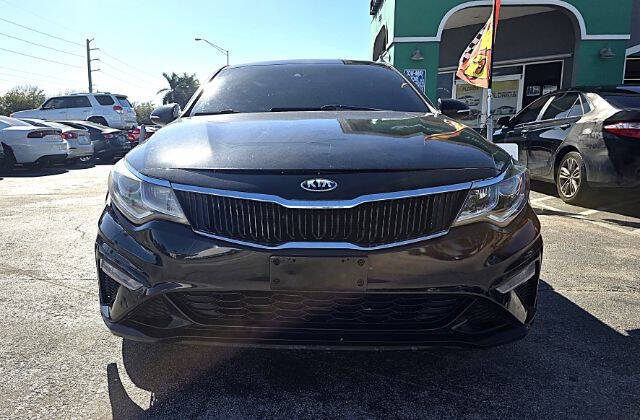 kia optima 2019 5XXGT4L39KG302181 image kia optima 2019 5XXGT4L39KG302181 image