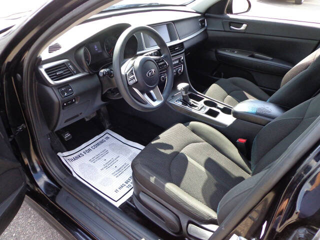 kia optima 2019 5XXGT4L31KG355506 image kia optima 2019 5XXGT4L31KG355506 image