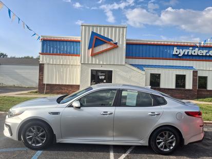 kia optima 2019 5XXGT4L3XKG351714 image kia optima 2019 5XXGT4L3XKG351714 image
