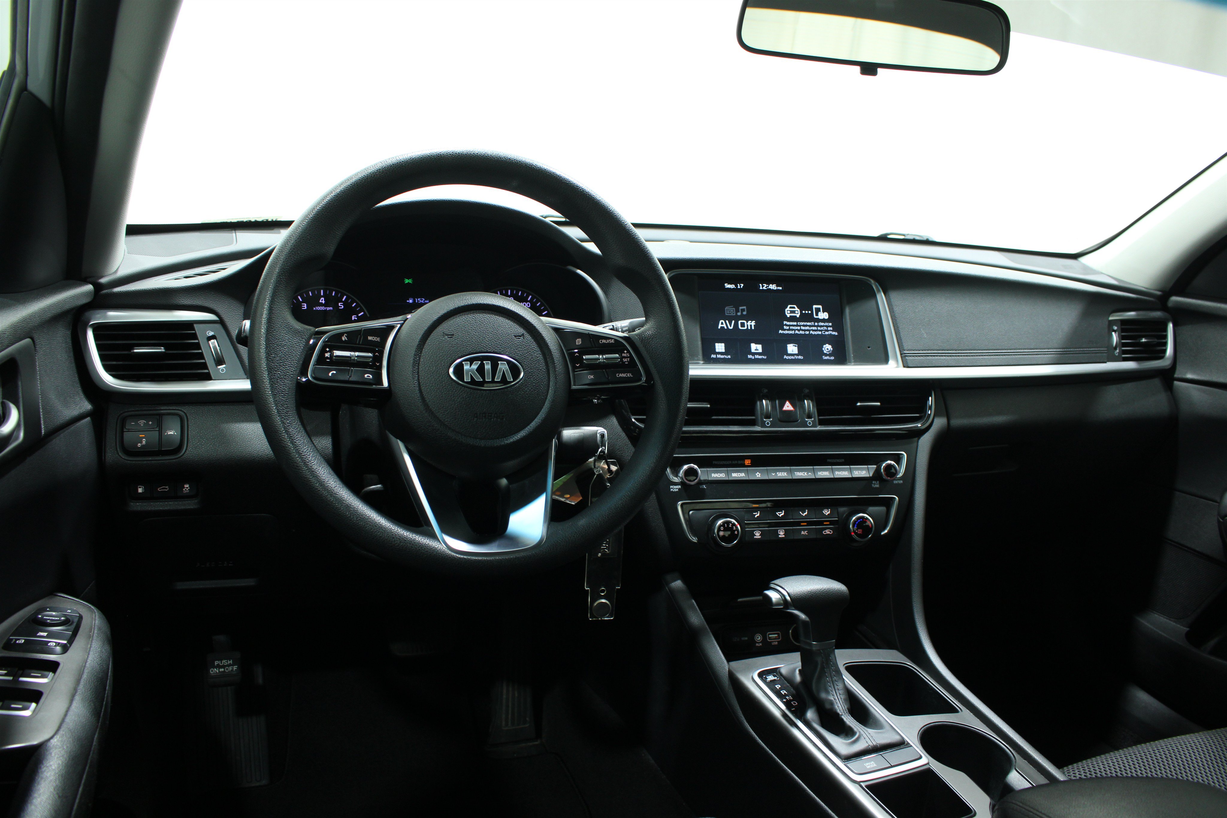 kia optima 2019 5XXGT4L39KG340901 image kia optima 2019 5XXGT4L39KG340901 image