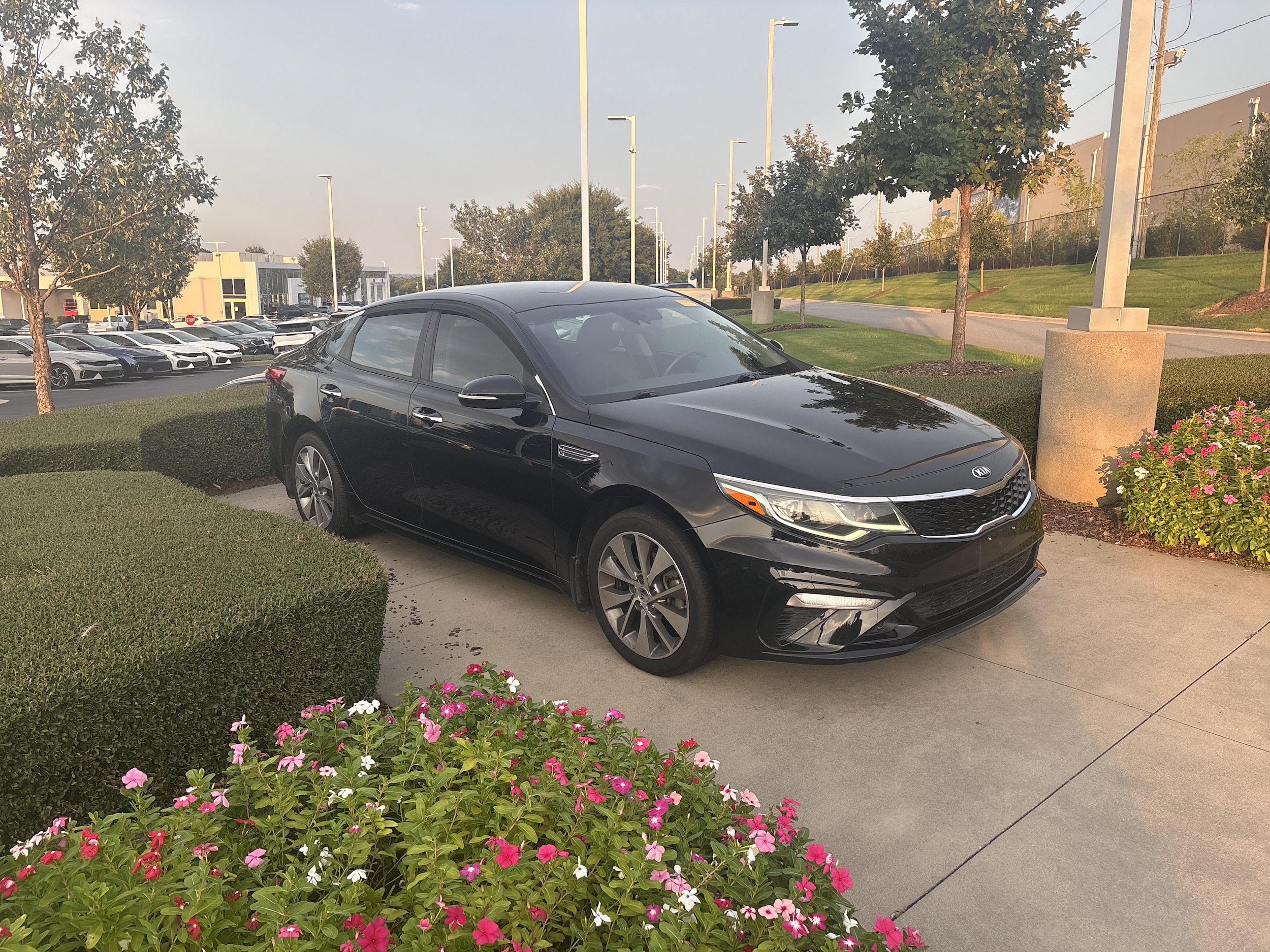 kia optima 2019 5XXGT4L35KG286139 image kia optima 2019 5XXGT4L35KG286139 image