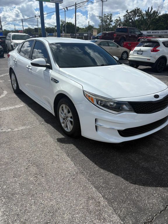 kia optima 2018 5XXGT4L32JG225670 image kia optima 2018 5XXGT4L32JG225670 image