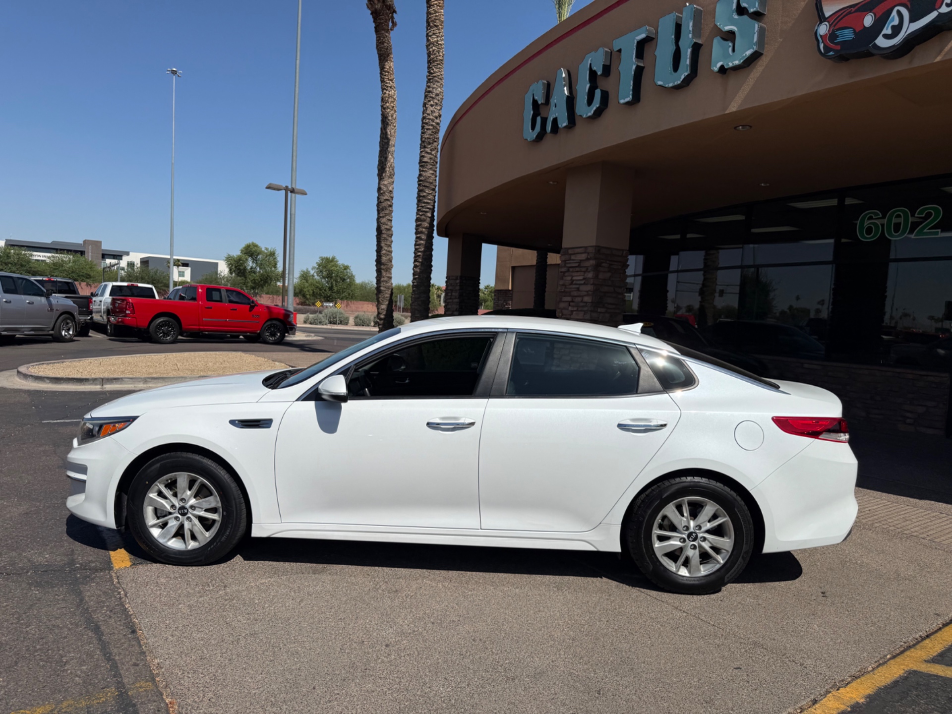 kia optima 2018 5XXGT4L38JG180041 image kia optima 2018 5XXGT4L38JG180041 image