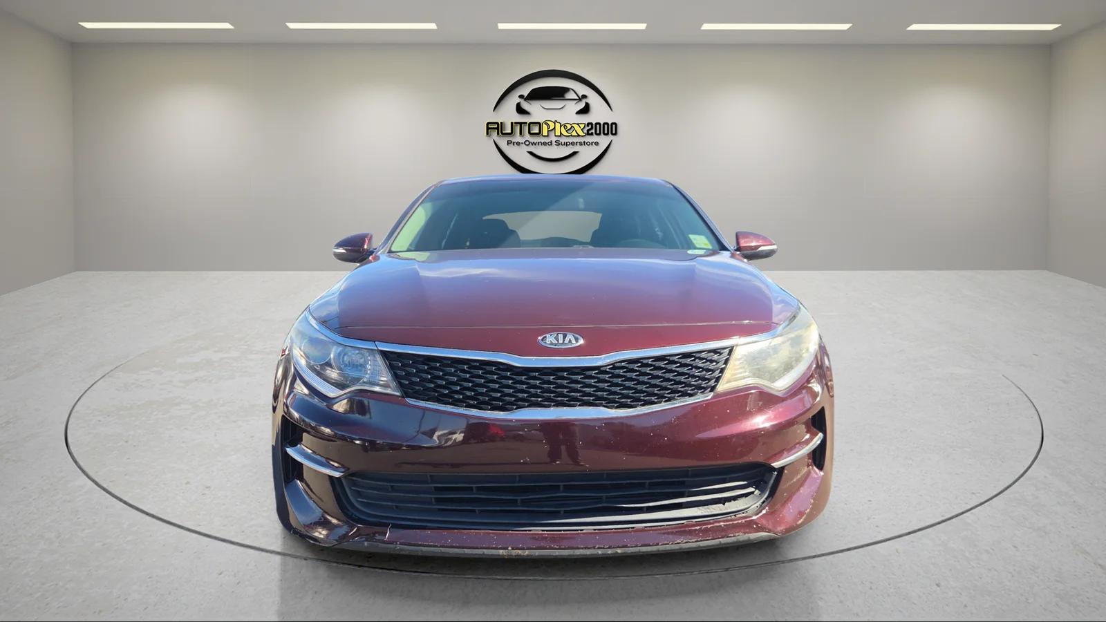 kia optima 2018 5XXGT4L33JG193165 image kia optima 2018 5XXGT4L33JG193165 image