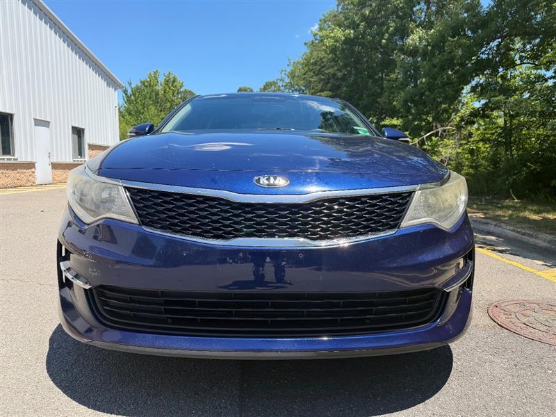 kia optima 2018 5XXGT4L30JG217275 image kia optima 2018 5XXGT4L30JG217275 image