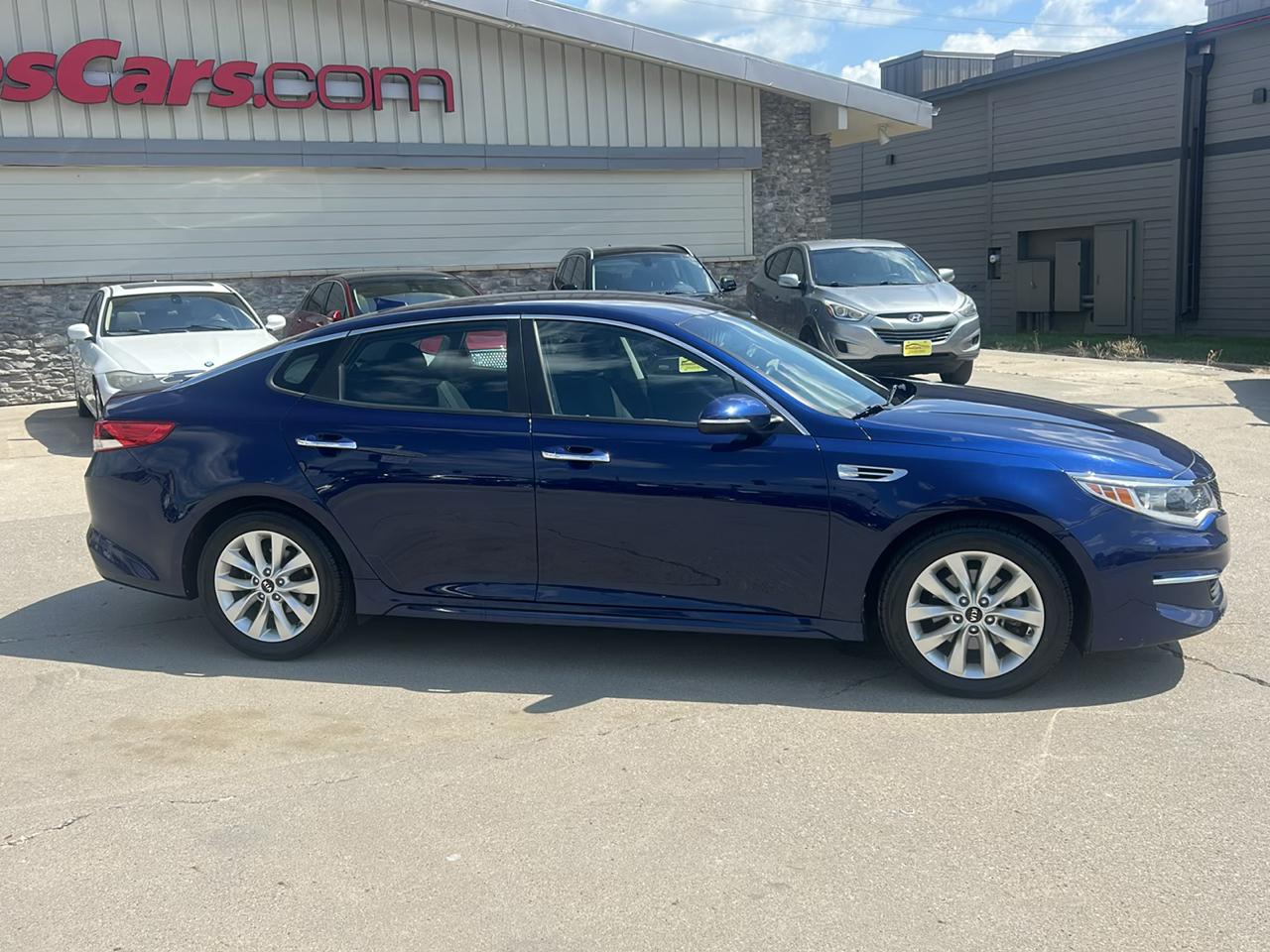 kia optima 2018 5XXGT4L37JG267283 image kia optima 2018 5XXGT4L37JG267283 image