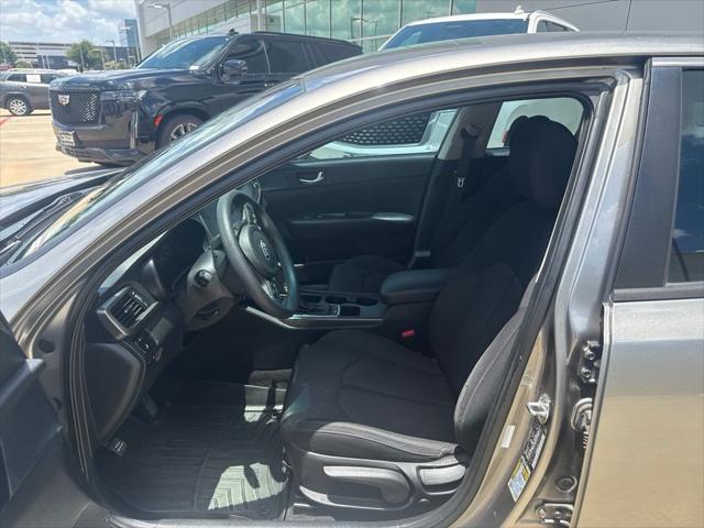 kia optima 2018 5XXGT4L34JG210183 image kia optima 2018 5XXGT4L34JG210183 image