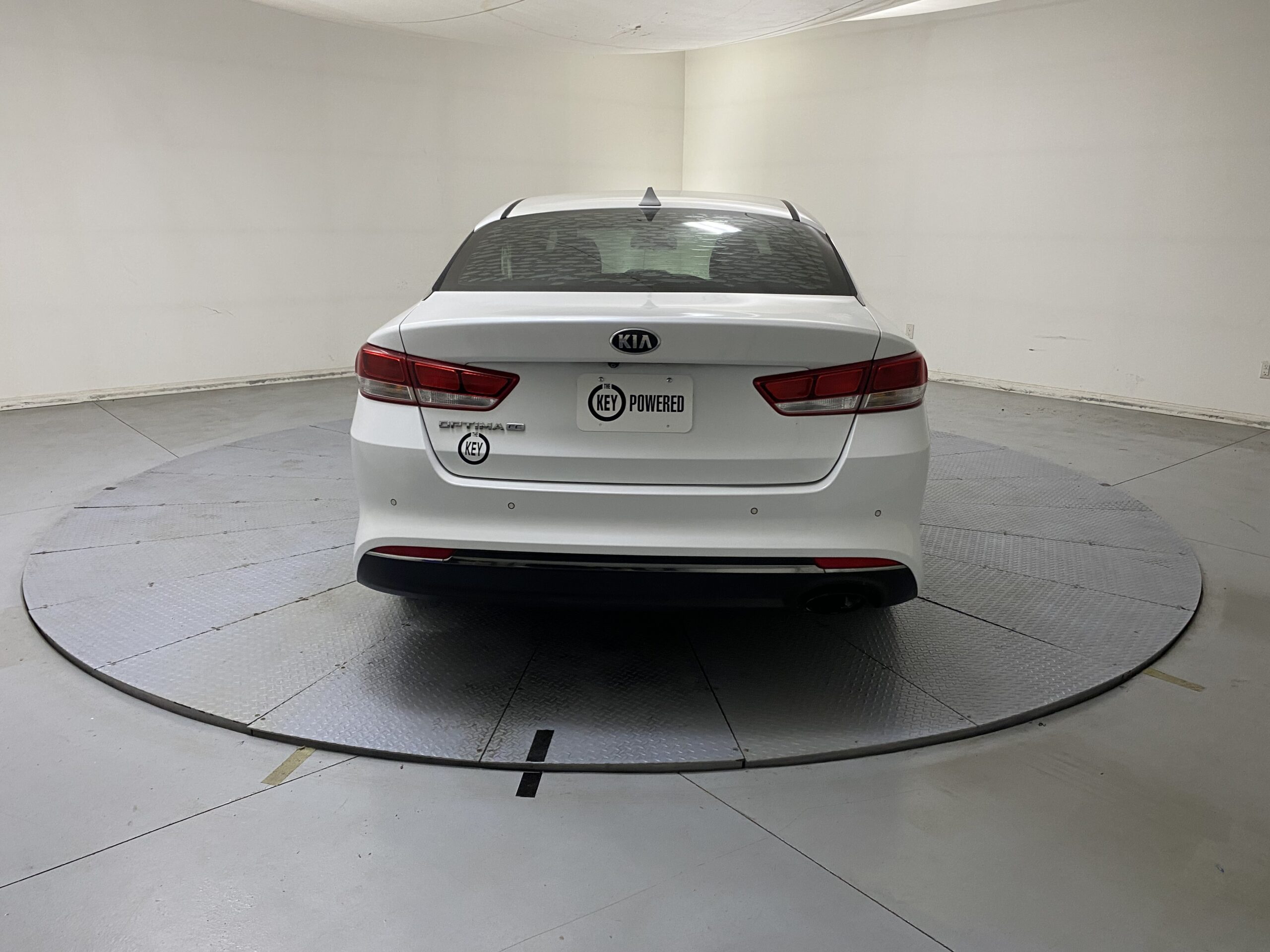 kia optima 2018 5XXGT4L33JG189200 image kia optima 2018 5XXGT4L33JG189200 image
