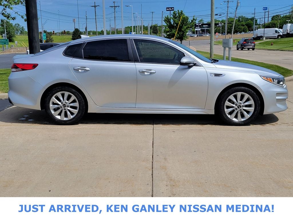 kia optima 2018 5XXGT4L3XJG263065 image kia optima 2018 5XXGT4L3XJG263065 image