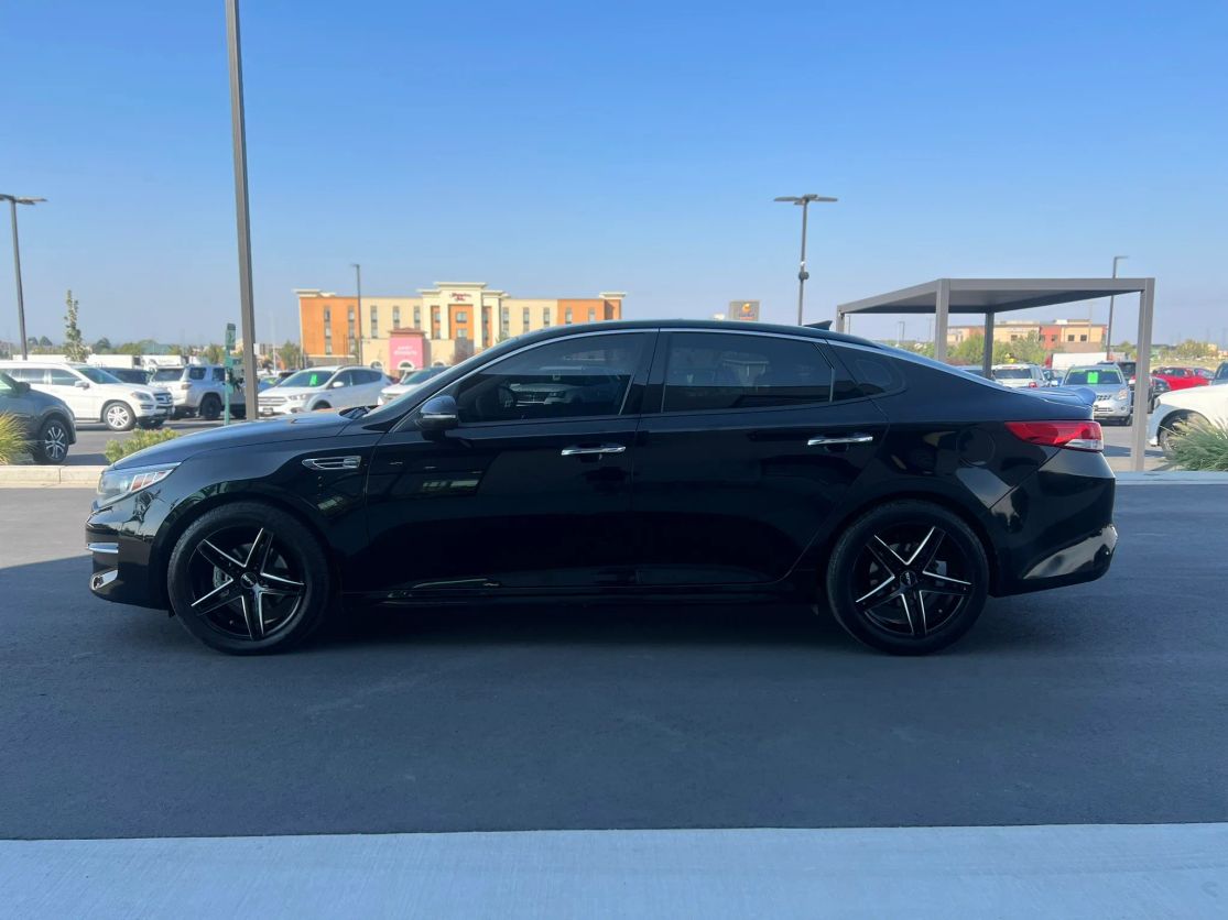 kia optima 2018 5XXGU4L34JG231273 image