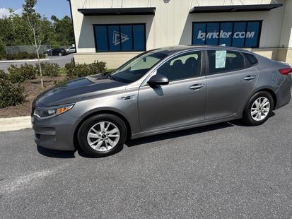 kia optima 2018 5XXGT4L36JG235716 image kia optima 2018 5XXGT4L36JG235716 image