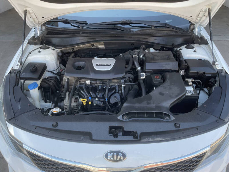 kia optima 2017 5XXGT4L16HG171492 image kia optima 2017 5XXGT4L16HG171492 image